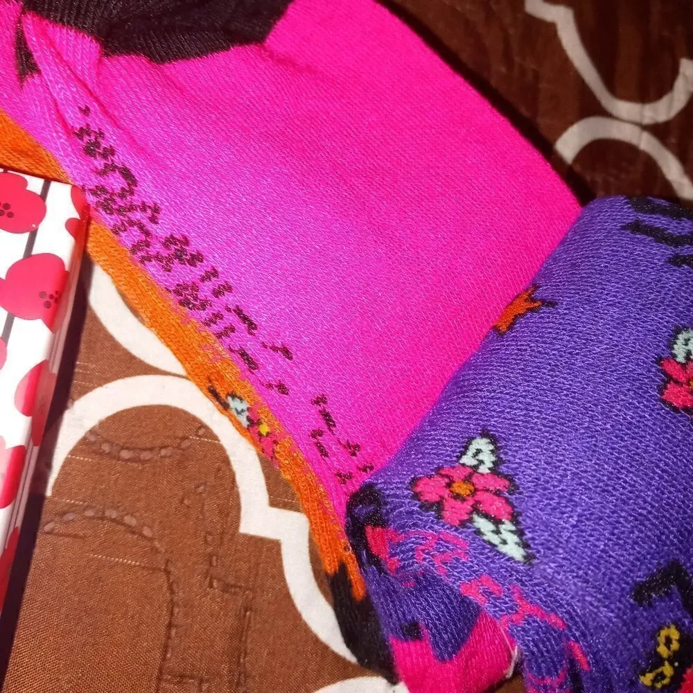 Betsy Johnson socks (2pair)